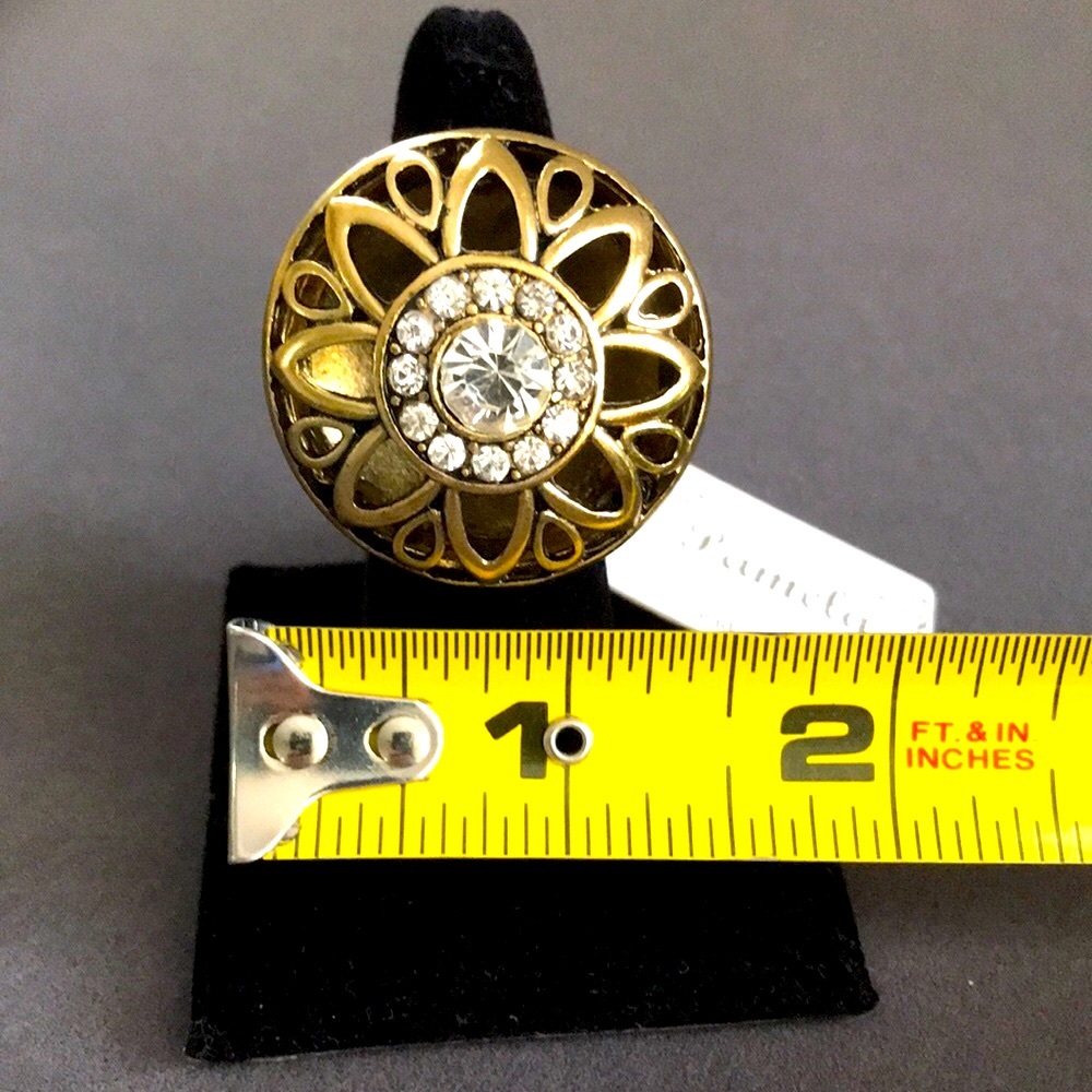 ‼️LAST DAY‼️ Open Metal Work Flower Rhinestone Stretch Ring - Picture 4 of 9